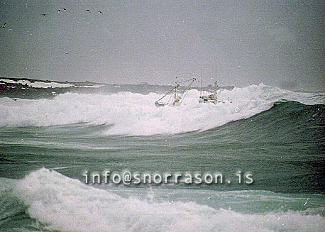 ss01553.jpg
Vörðufell GK 205, skipanúmer 1631