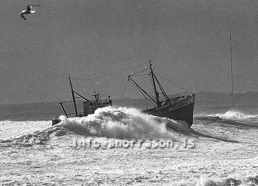 ss03188-01.jpg
 Brim í Grindavík 1975