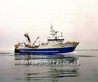 ss00356-01.jpg
Hrafn Sveinbjarnarson GK 255, skipanúmer 1972