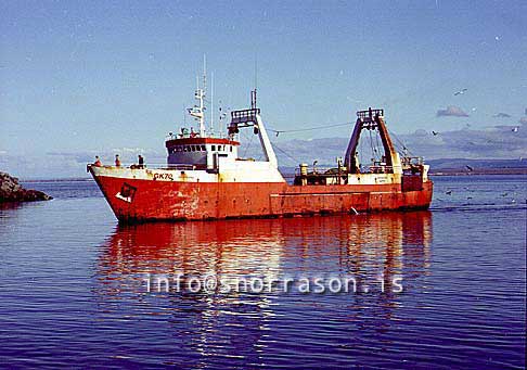 ss00984-01.jpg
Sveinborg GK 70, skipanúmer 1393