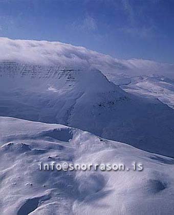 hs012519-01.jpg
Skessuhorn, mountain covered with snow