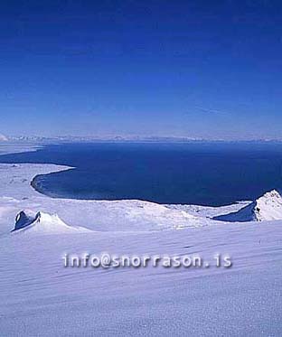 hs012433-01.jpg
hvít jörð og sjór, white mountain and snow,  glacier and sea, jökull og sjór