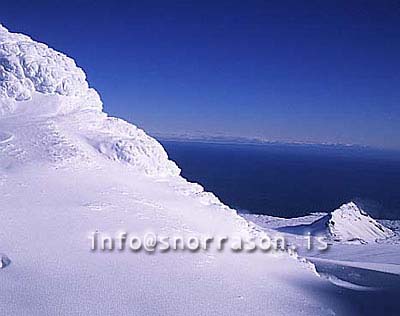 hs012428-01.jpg
hvít jörð og sjór, white mountain and snow, jökull og sjór, glacier and sea