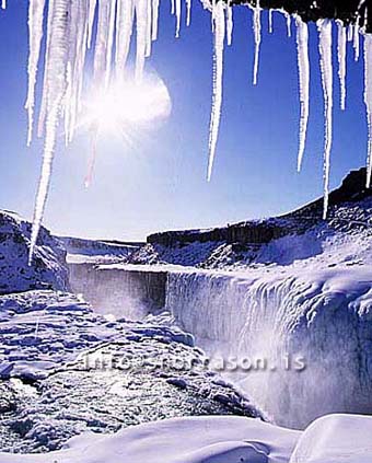 hs012367-01.jpg
grýlukerti, icicles