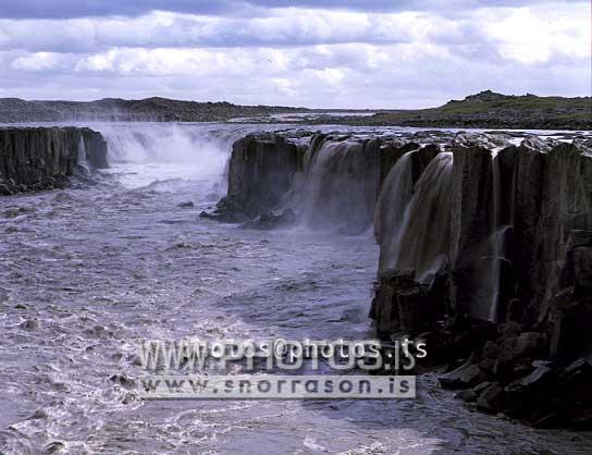 hs016279-01.jpg
Selfoss, Jökulsá á Fjöllum