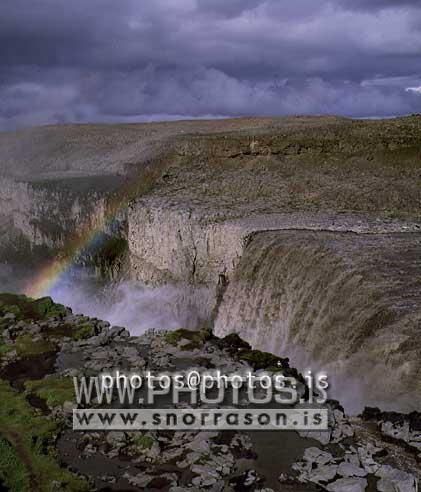 hs016260-01.jpg
Dettifoss, ekki enn búið að þurrka upp.