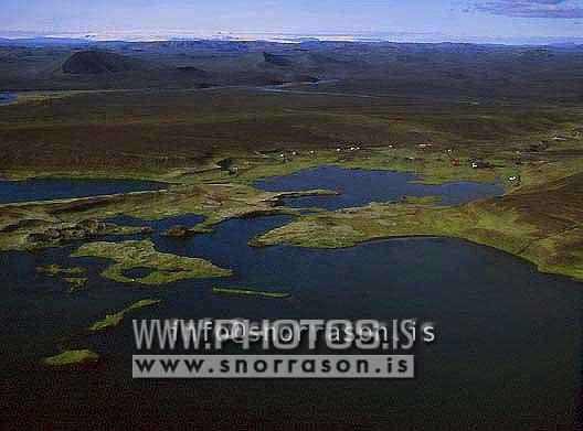 hs013962-01.jpg
loftmynd af Veiðivötnum, aerial view of Veidivötn, 
south Iceland, Veiðivötn