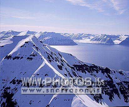 hs012900-01.jpg
Eyjafjörður, Eyjafjördur, north Iceland, hvítt fjöll, white mountains, blue sea, blár sjór, 