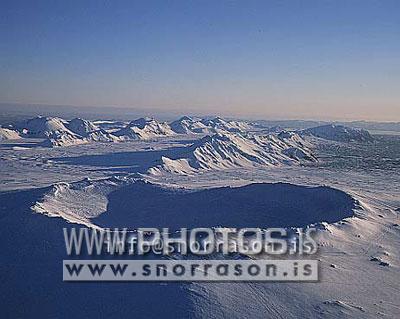 hs012460-01.jpg
Skjaldbreiður, Árnessýsla, white mountain, crater, 
gígur, hvítt fjall, fjall