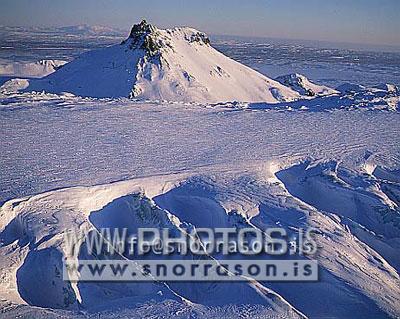 hs012454-01.jpg
loftmynd af Hagafellsjökli og Jarlhettum í Langjökli
Hagafellsjökull glacier, crevasse