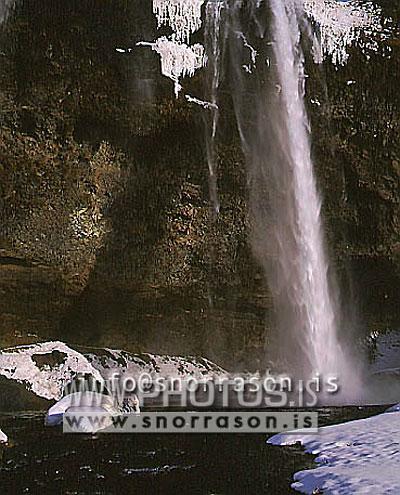 hs009769-01.jpg
Seljalandsfoss, Rangárvallasýsla
Seljalandsfoss waterfall s - Iceland