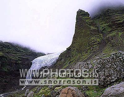 hs008552-01.jpg
Hólárjökull, Hnappavöllum, Öræfasveit
from Hólárjökull glacier in se - Iceland