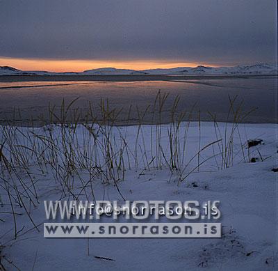 hs007140-01.jpg
Þingvallavatn, sólsetur