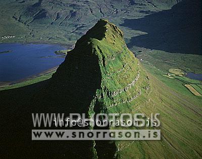 hs006108-01.jpg
Kirkjufell, Grundarfjörður
Mt. Kirkjufell in Grundarfjördur, west Iceland