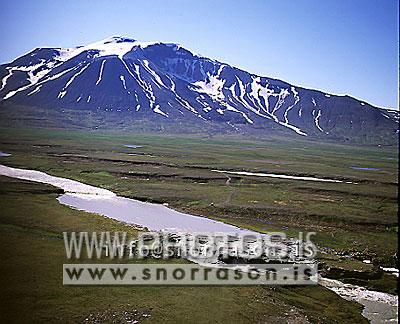 hs005882-01.jpg
Jökulsá í Fljótsdal, Snæfell
river Jökulsá, and Mt. Snaefell, E - Iceland