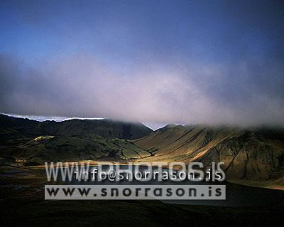 hs005395-01.jpg
Landmannaleid
from Landmannaleid, s - highland ( s - Iceland )