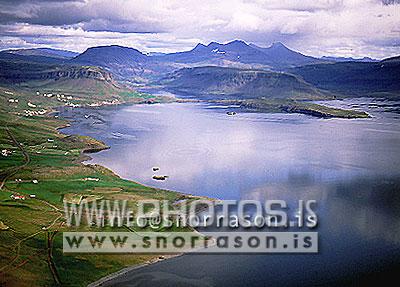 hs001079-01.jpg
Hvalfjörður
aerial view of Hvalfjördur, sw - Iceland

