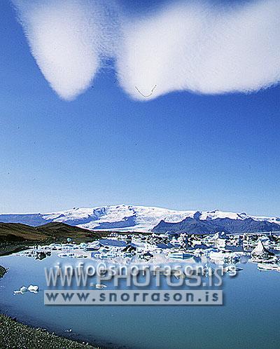 hs000932-01.jpg
Jökulsárlón
Glacier Lagoon, SE - Iceland