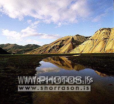 hs000749-01.jpg
Barmur, Landmannalaugar
Mt. Barmur in Landmannalaugar, S - Iceland