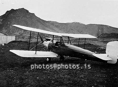 ss07036.jpg
Bluebird TF-LOA á Sandskeiði 1939