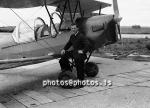 ss07094.jpg
Kennsluvél flugskólans Cumulus 1946. Magnús Guðmundsson við vélina