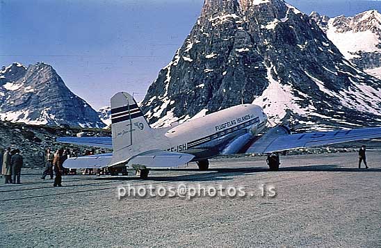 ss07408.jpg
Gljáfaxi TF ISH í Ikateq 1957.