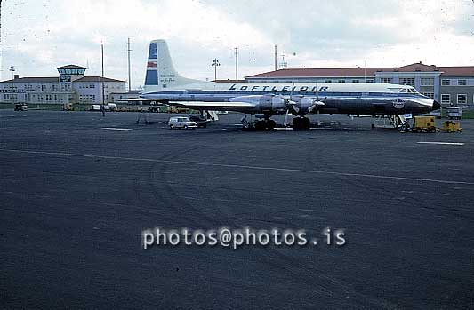 ss07435.jpg
Canadair CL-44 vél Loftleiða í Keflavík 1964.