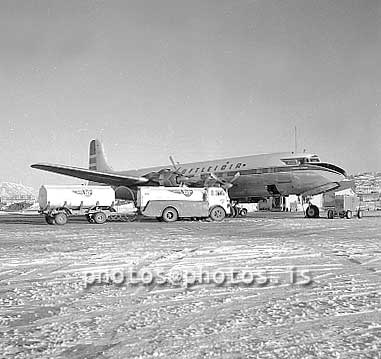 ss07571.jpg
DC-6B vél Loftleiða í Reykjavík 1963