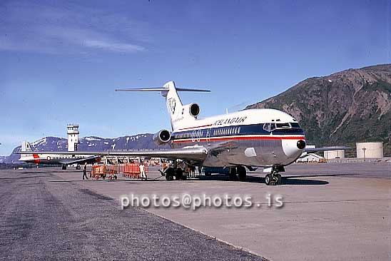 ss07606.jpg
B-727 þota FÍ. í  Narsarssuak 1974