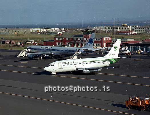 ss07699.jpg
B 737 Arnarflugs og DC 8 Flugleiða
Á Keflavíkurflugvelli 1978-79