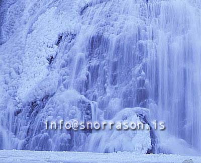 hs012111-01.jpg
foss í klakaböndum, iced waterfall, frosen waterfall, icicles, grýlukerti

frosið vatn, frosinn lækur, frosen