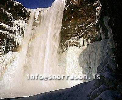 hs004045-01.jpg
Skógafoss í klakaböndum
ice covered waterfall, Skógafoss, s - Iceland