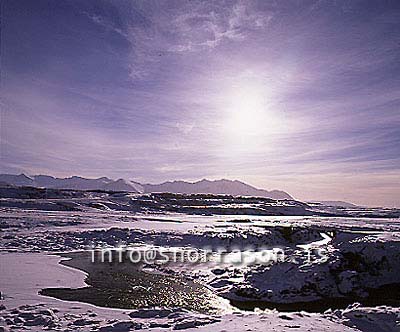 hs003985-01.jpg
Við Langá á Mýrum, Borgarfjörður
winter at Langá, salmon river in west Iceland