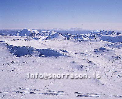 hs003956-01.jpg
Skjaldbreiður, jeppar á Skjaldbreið
Mt. Skjaldbreidur, south Iceland