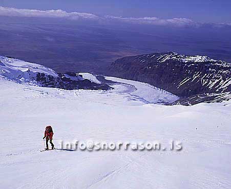 hs009909-01.jpg
Öræfajökull, Vatnajökull