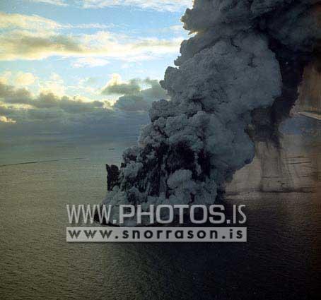 hs019286-01.jpg Surtsey 1963