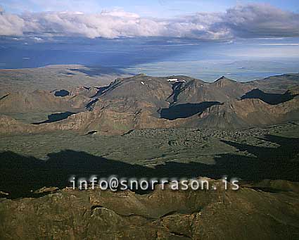 hs010953-01.jpg
mountains near Thingvellir, Lyngdalsheidi