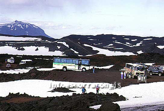 hs010003-01.jpg
Bílastaæðin í Öskju
the busstop at Askja