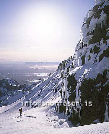 hs009934-01.jpg
Á Öræfajökli
from Vatnajokull