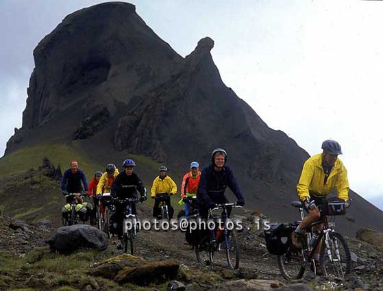 hs009420.jpg
Hjólreiðamenn, fjallahjól, cyklers, cykling, Mt.. Einhyriningur in Background