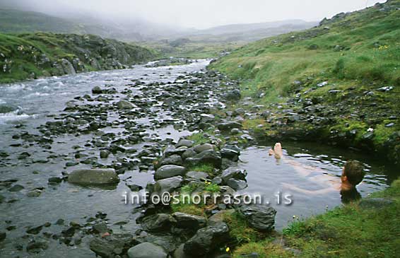 hs006417-01.jpg
Frá Dröngum, Ströndum
a 1000 year old warm pool in Strandir,  west Iceland