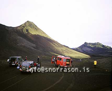 hs006040-01.jpg
On the mountain road Fjallabak 
á fjallabaki