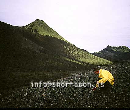 hs006039-01.jpg
Á Fjallabaki
on the mountainroad