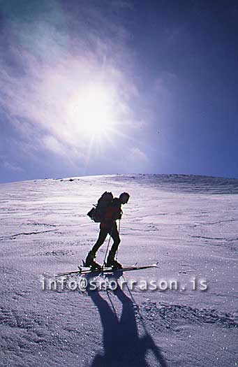 hs003847-01.jpg
Fjallaskíðamaður á Heklu.
mountainskiier on Mt. Hekla.