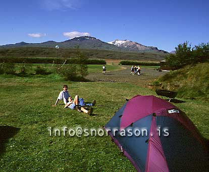 hs000561-01.jpg
Tjaldbúar í Húsadal í Þórsmörk
from the camping site in Thorsmork, s - Iceland