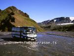 hs000557-01.jpg
Rúta öslar Krossá
A Bus crossing Krossá river in Thorsmork