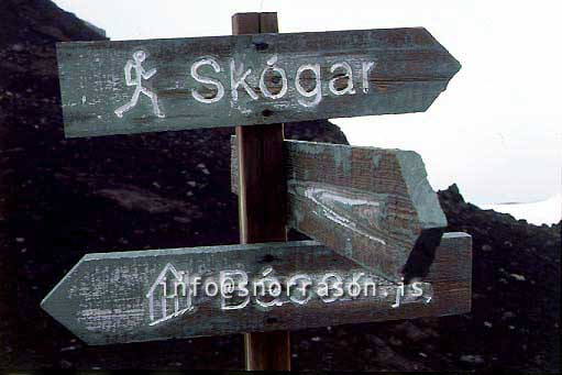 hs014118-01.jpg
vegskilti, Fimmvörðuháls, road sign, 
Fimmvörduháls, south highland