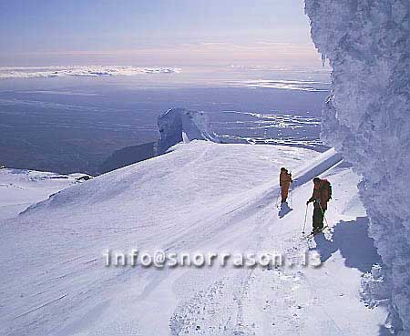 hs009938-01.jpg
Gönguleiðin á Hvannadalshnjúk