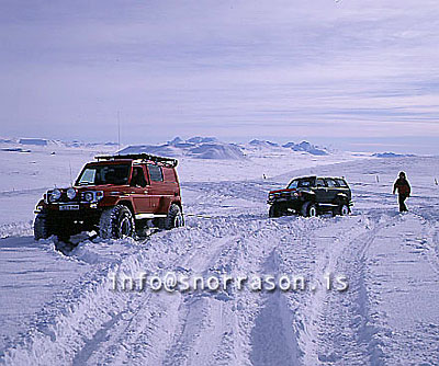 hs009355-01.jpg
Langjökull, on the way up Langjökull glacier