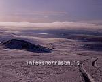 hs009336-01.jpg
Langjökull, sér niður í Húsafell, driving down Langjokull